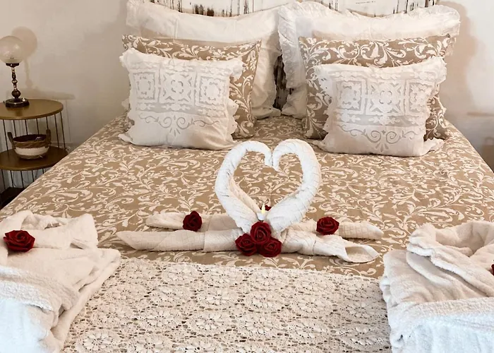 فندق مبيت وإفطار Loft Romantique Avec Privatif Charmes-sur-l'Herbasse